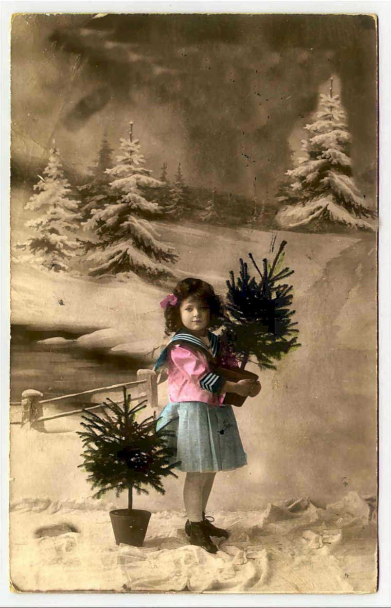 vintage girl tree Vintage world war A4 Photo Print