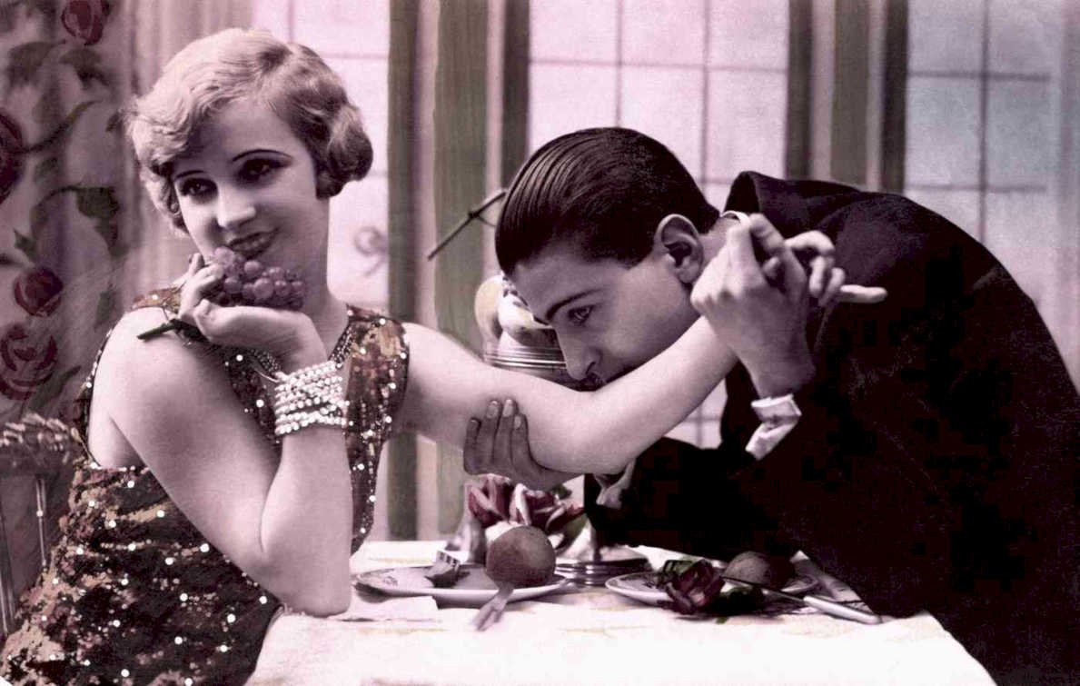 vintage makeup flapperVintage 20th Century 1900s A4 Photo Print