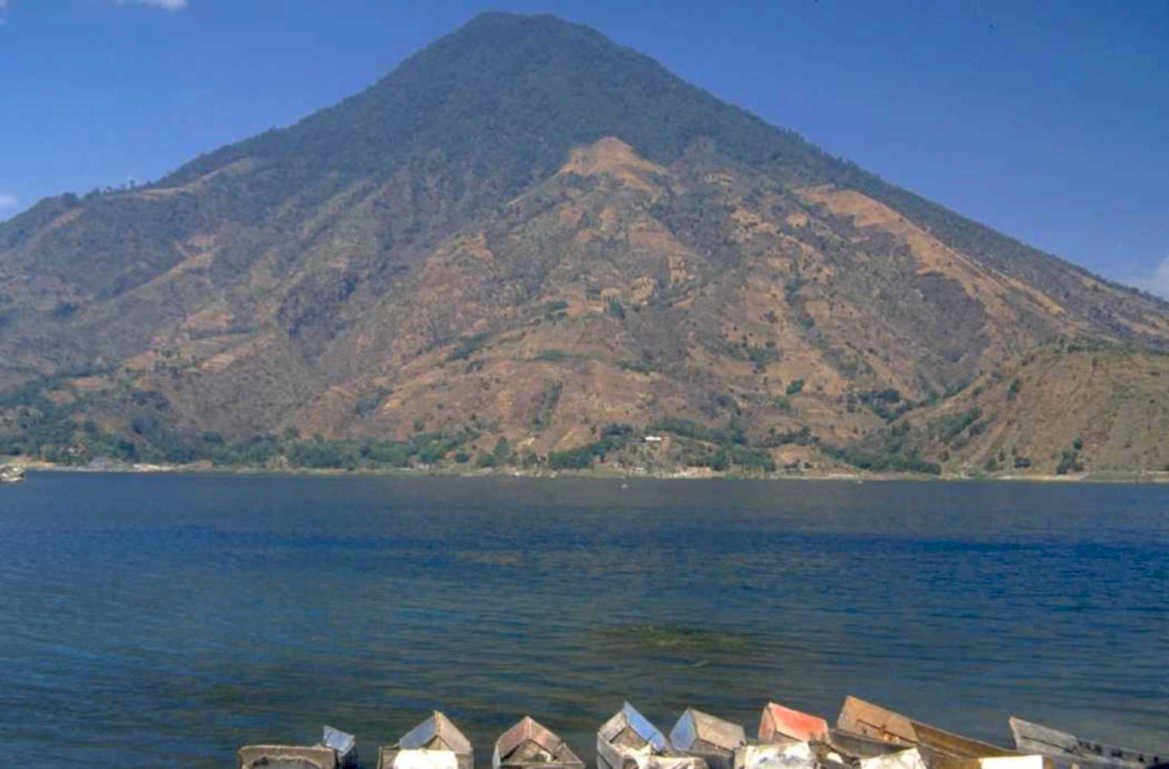 volcan de fuego 1980s 1990s A4 Photo Print