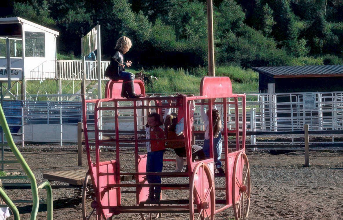wagon children montana Vintage A4 Photo Print