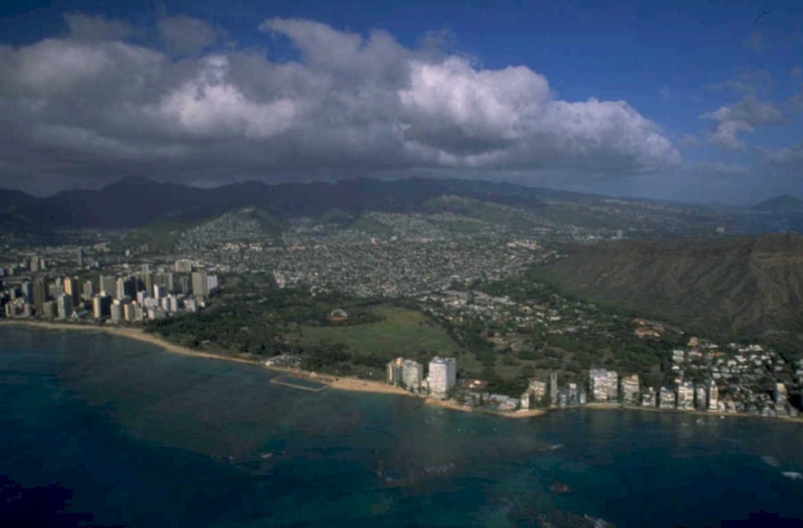 waikiki beach honolulu 1980s 1990s A4 Photo Print