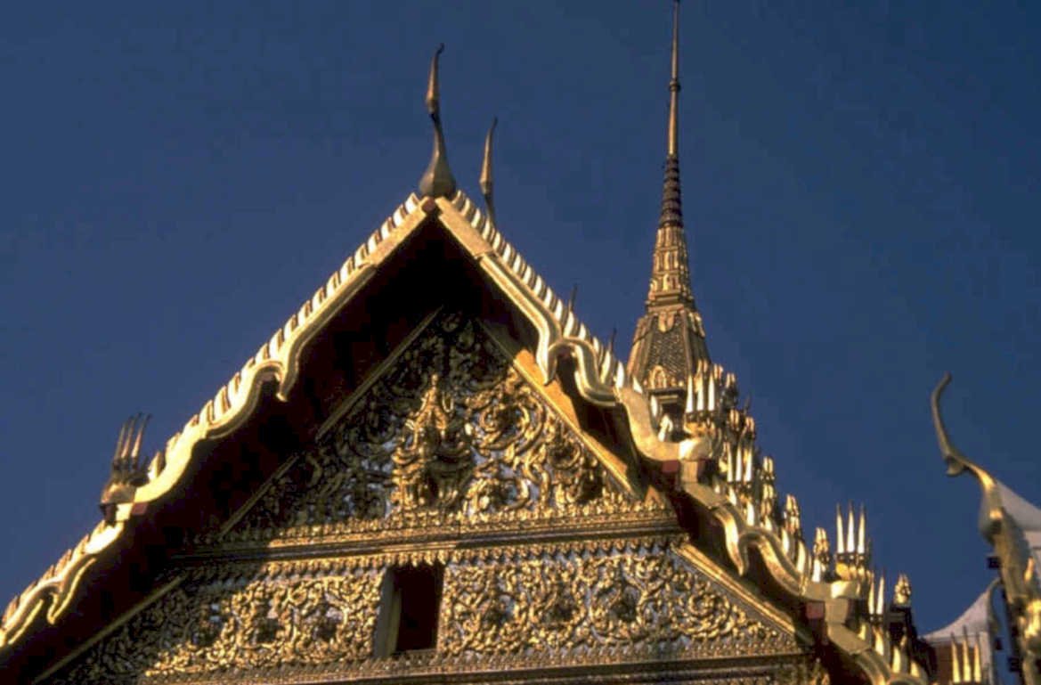 wat arun golden 1980s 1990s A4 Photo Print