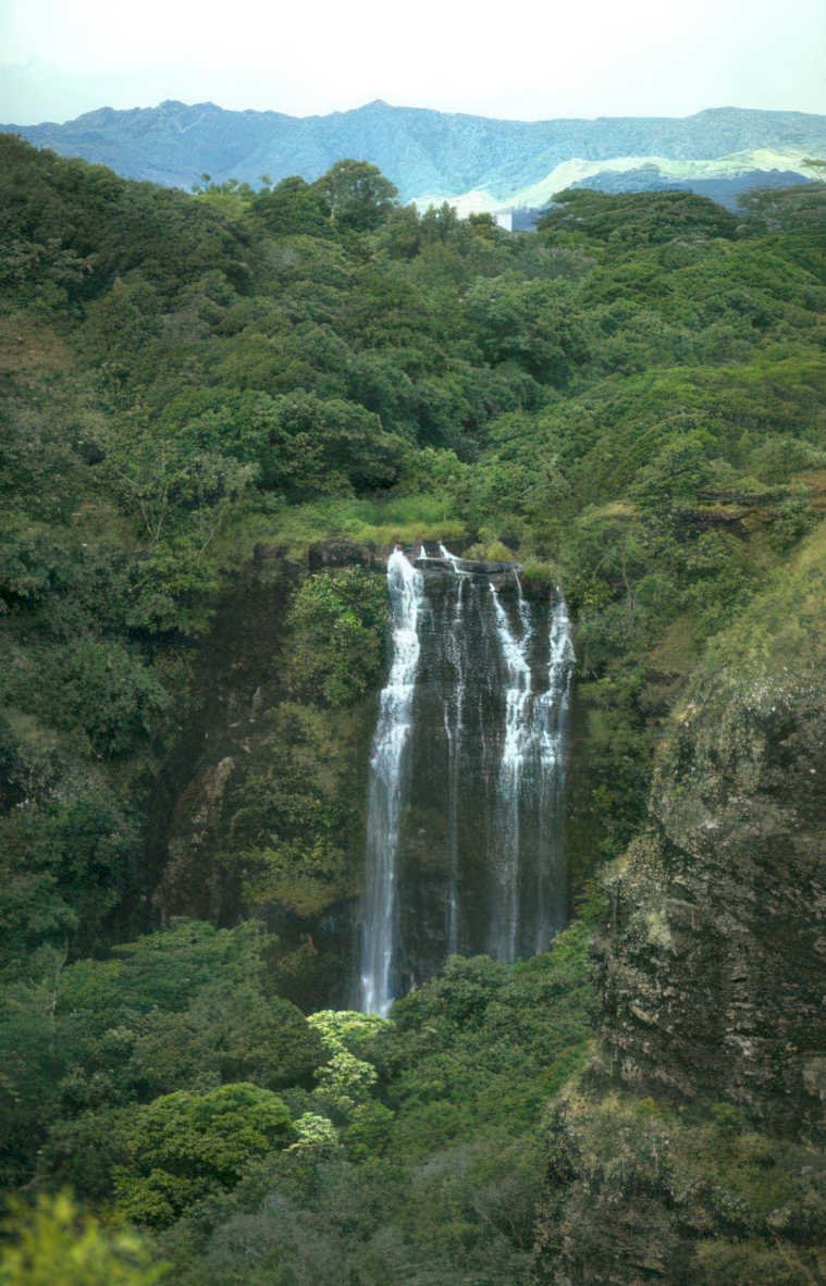 waterfall landscape kauai GIGA 2