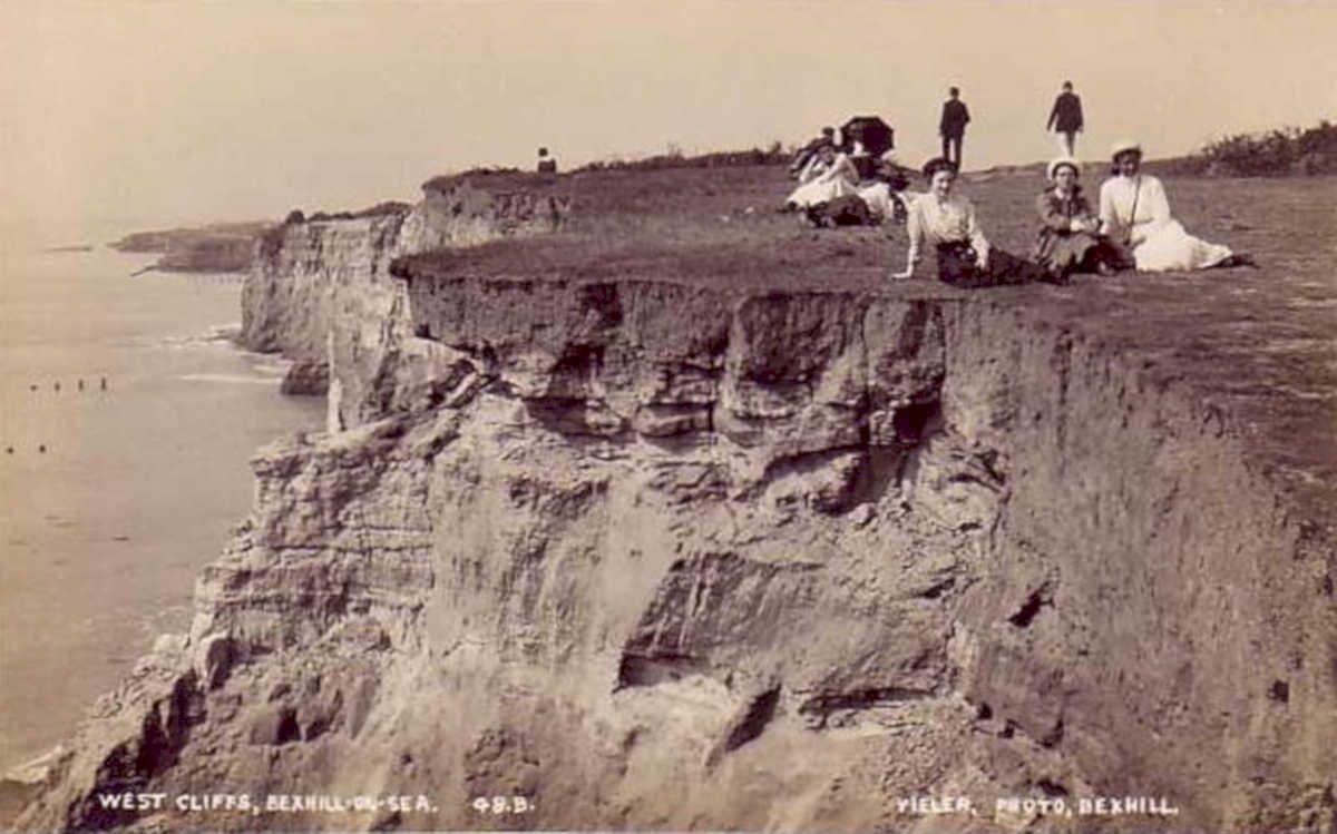 west cliffs bexhillVintage 1880s 1900s A4 Photo Print
