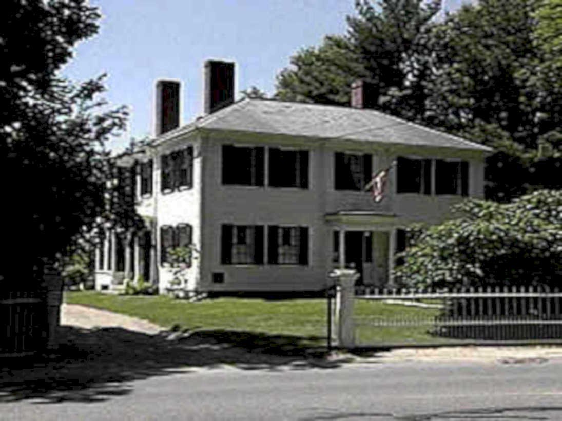 white colonial house1980s 1990s A4 Photo Print