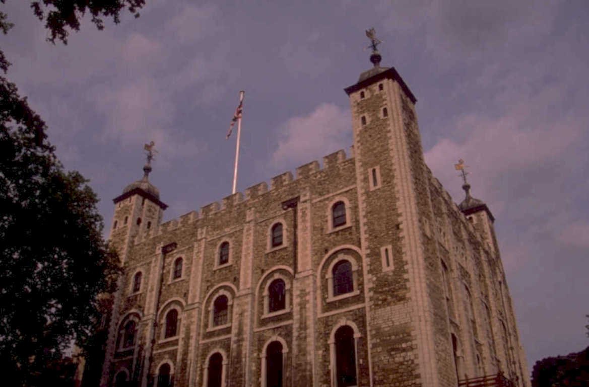 white tower london 1980s 1990s A4 Photo Print