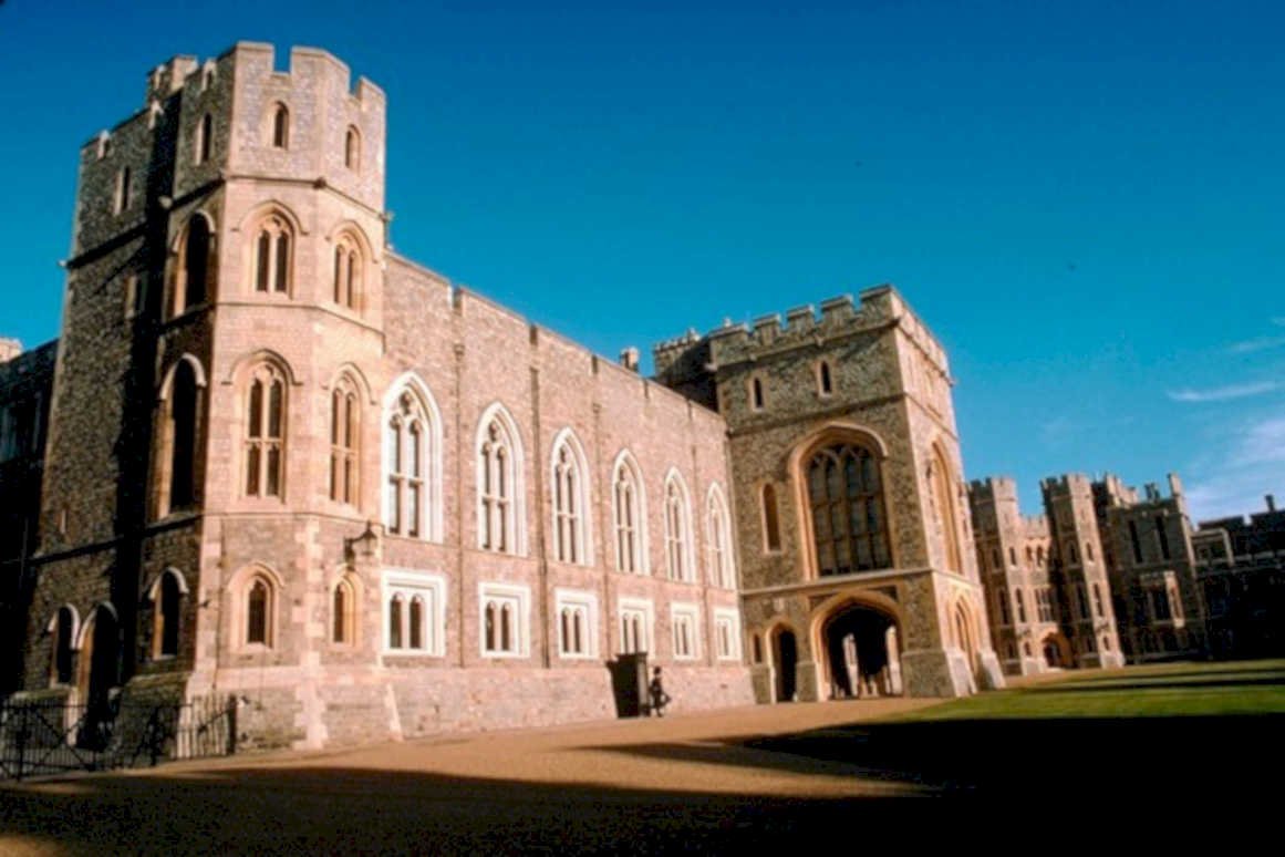 windsor castle 20071980s 1990s A4 Photo Print