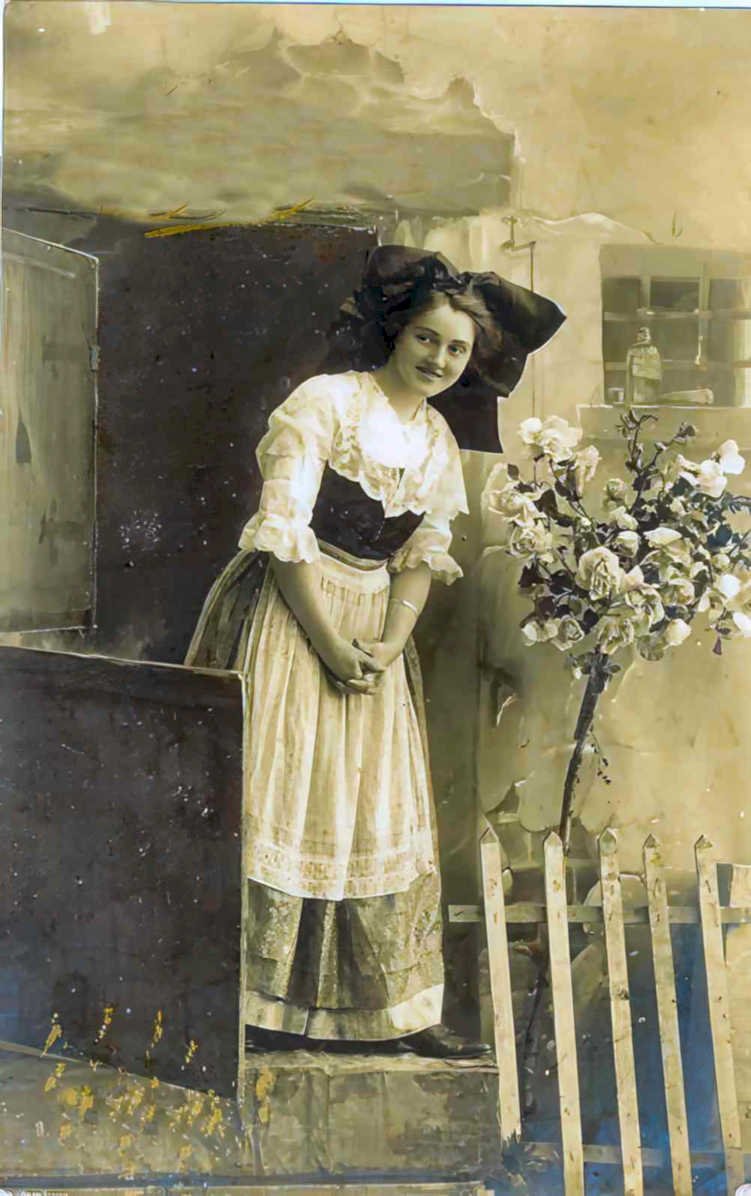 woman hat rose Vintage world war A4 Photo Print