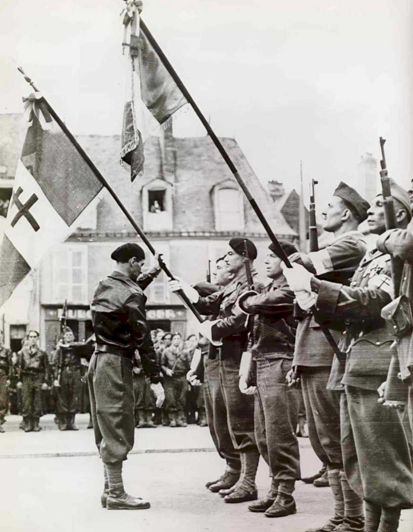 wwii soldiers flags Vintage world war A4 Photo Print